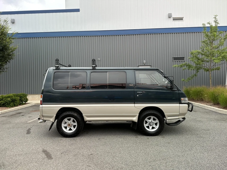 1992 Mitsubishi Delica 3rd Gen - Image 15 of 31