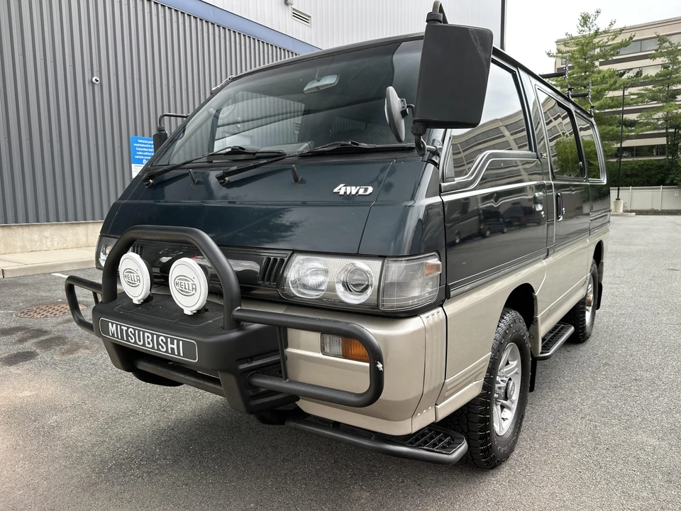 1992 Mitsubishi Delica 3rd Gen - Image 2 of 31