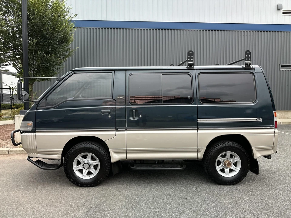 1992 Mitsubishi Delica 3rd Gen - Image 6 of 31