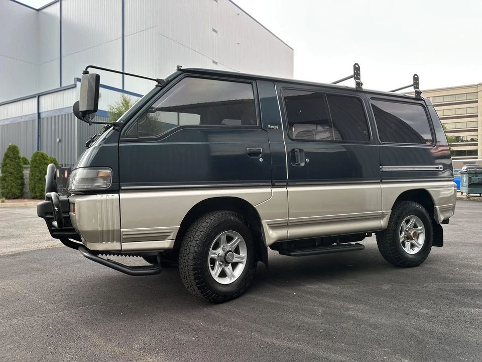 1992 Mitsubishi Delica 3rd Gen - Image 4 of 31