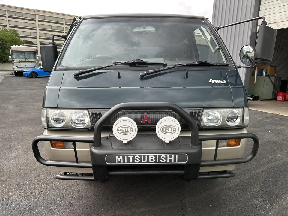 1992 Mitsubishi Delica 3rd Gen - Image 28 of 31
