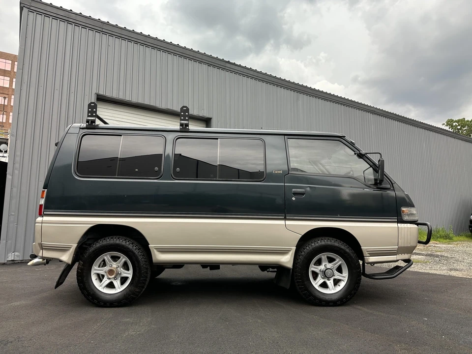 1992 Mitsubishi Delica 3rd Gen - Image 18 of 31