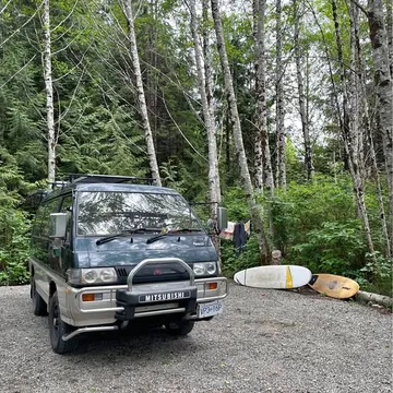 1992 Mitsubishi Delica
