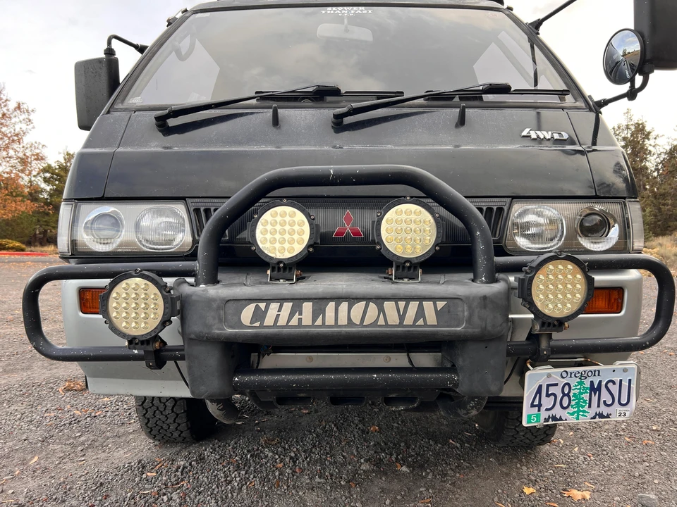 1992 Mitsubishi Delica 3rd Gen - Image 17 of 31