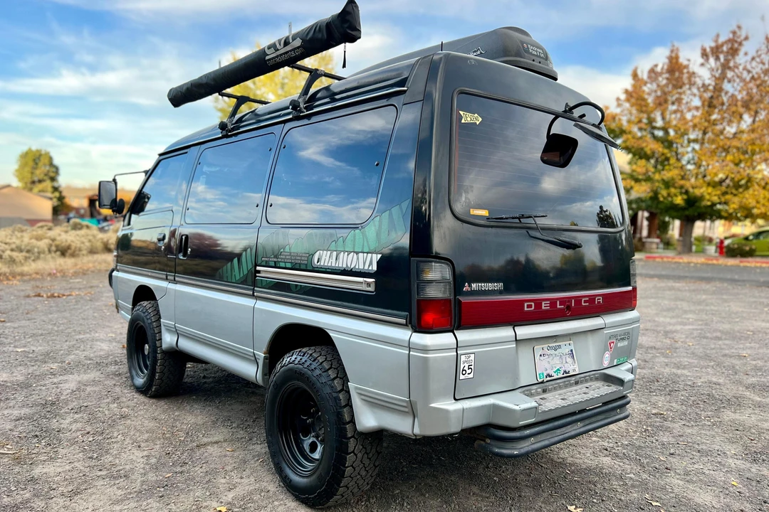 1992 Mitsubishi Delica 3rd Gen - Image 4 of 31