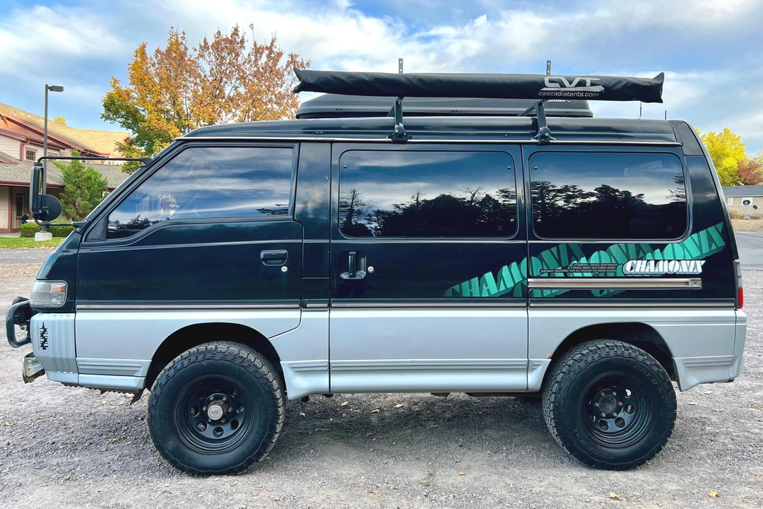 1992 Mitsubishi Delica 3rd Gen - Image 7 of 31