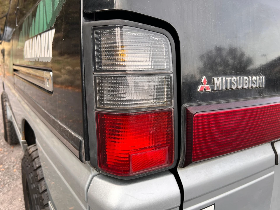 1992 Mitsubishi Delica 3rd Gen - Image 28 of 31