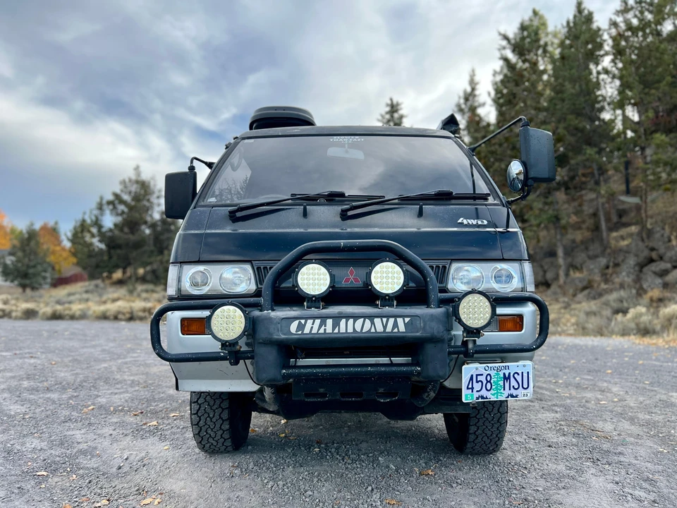 1992 Mitsubishi Delica 3rd Gen - Image 6 of 31