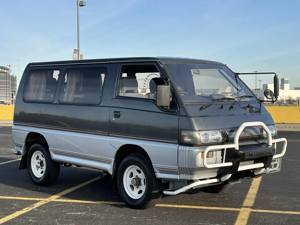 1992 Mitsubishi Delica 2nd Gen - Image 9 of 31