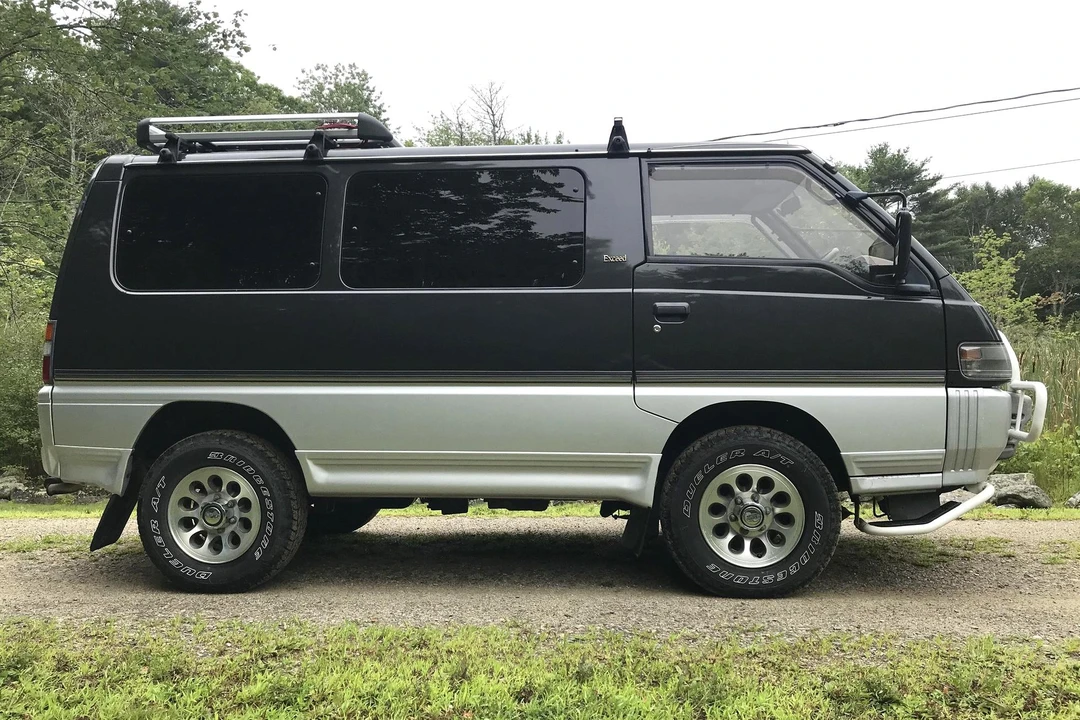 1992 Mitsubishi Delica 2nd Gen - Image 3 of 5