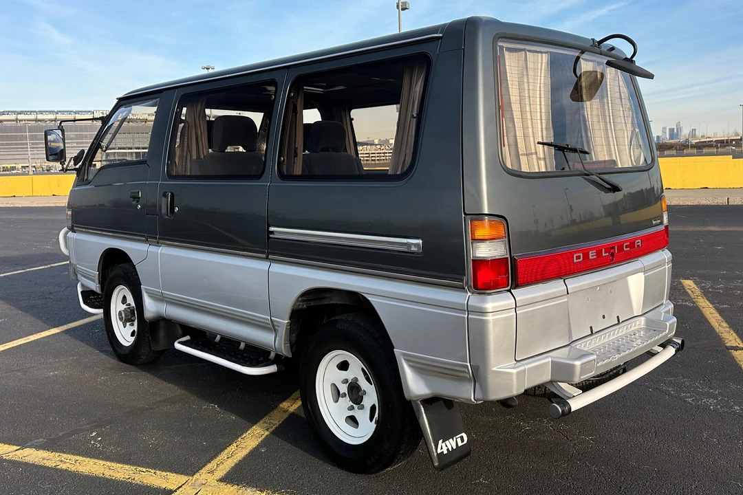 1992 Mitsubishi Delica 2nd Gen - Image 5 of 31