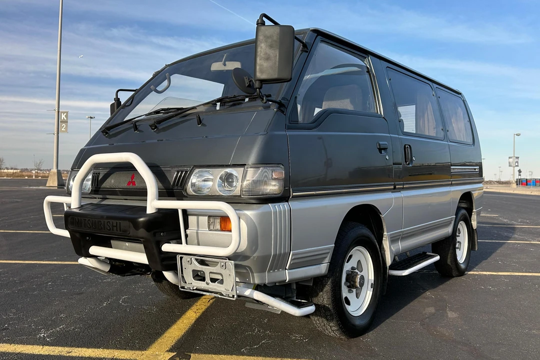 1992 Mitsubishi Delica 2nd Gen - Image 2 of 31