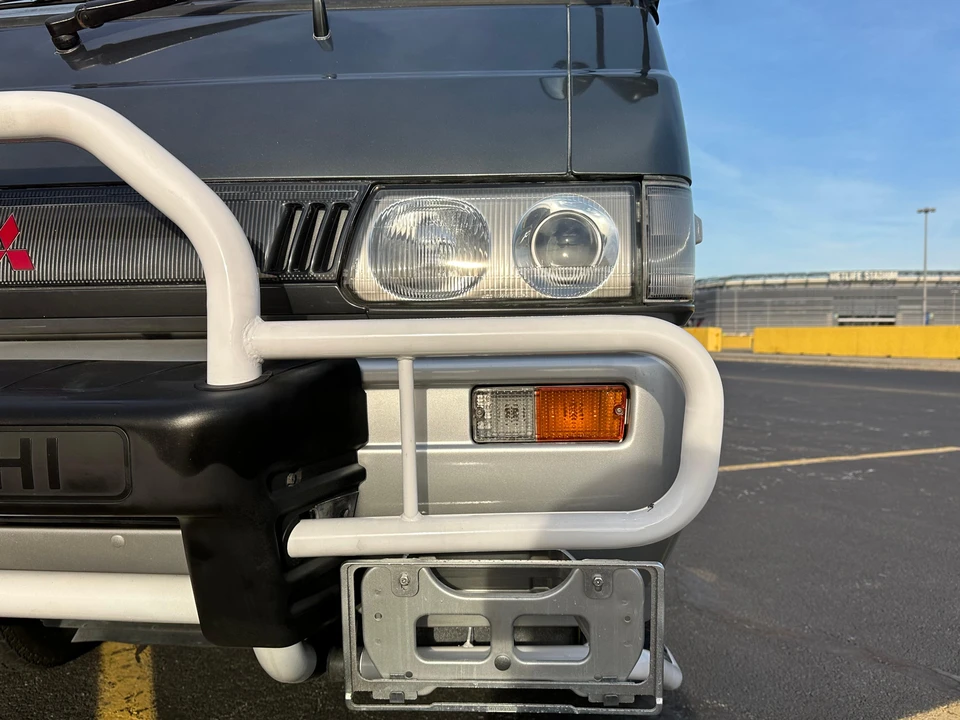 1992 Mitsubishi Delica 2nd Gen - Image 23 of 31