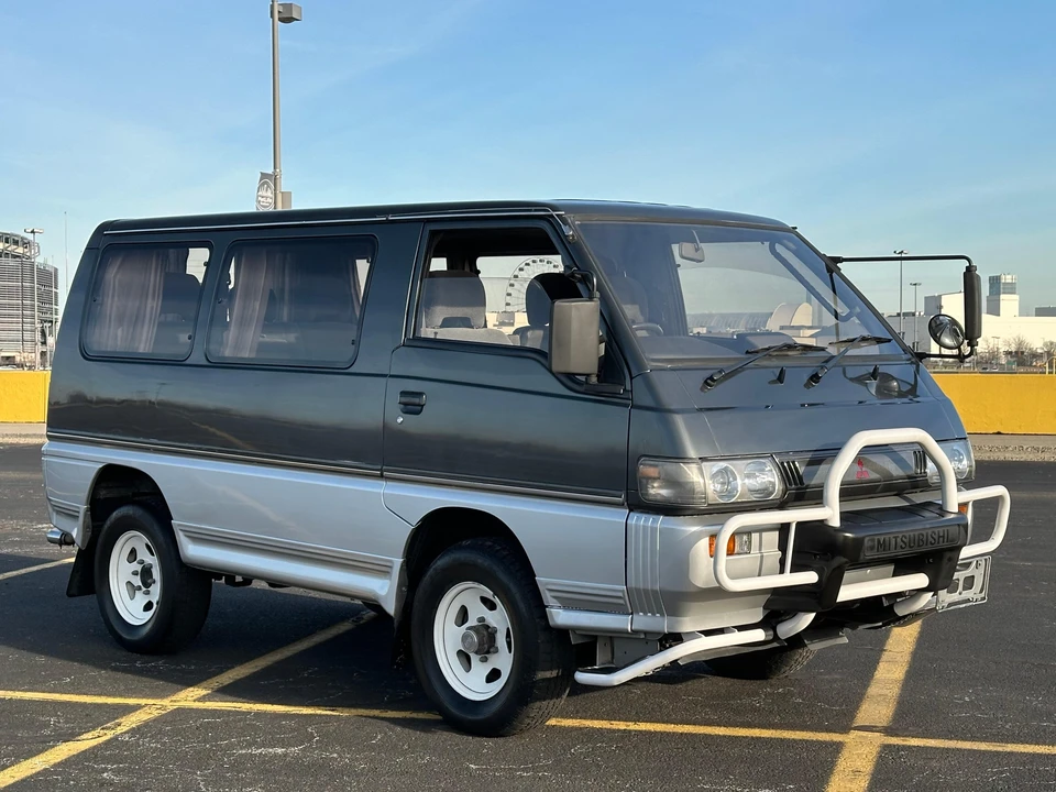 1992 Mitsubishi Delica 2nd Gen - Image 14 of 31