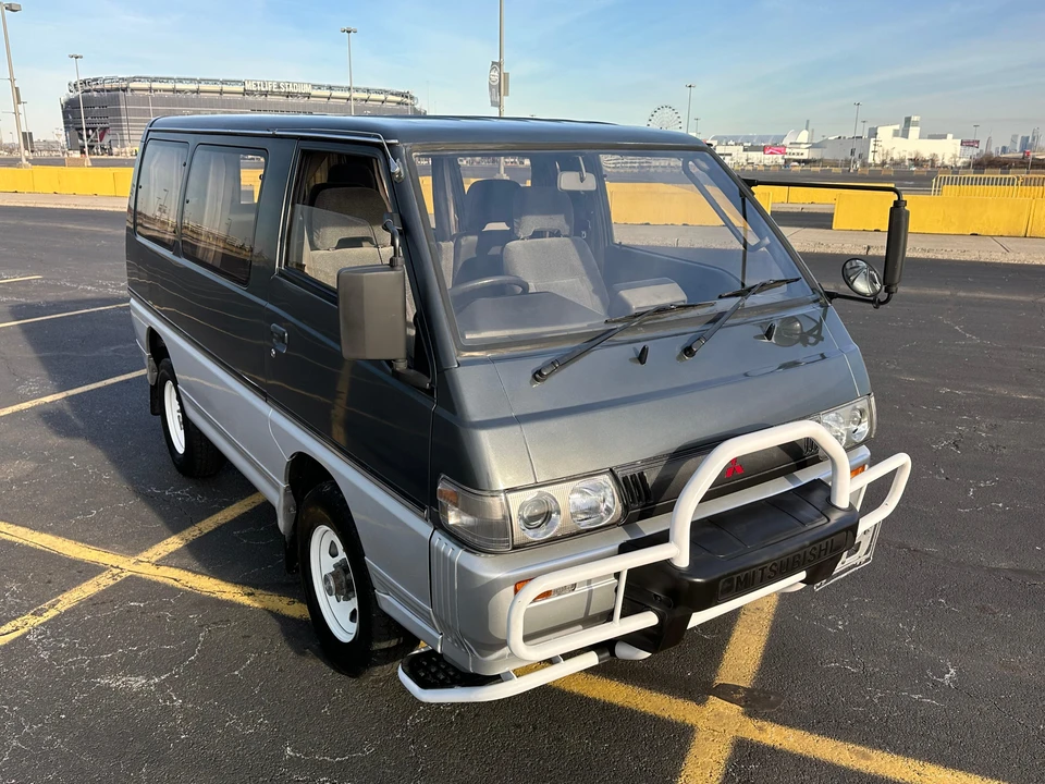 1992 Mitsubishi Delica 2nd Gen - Image 15 of 31