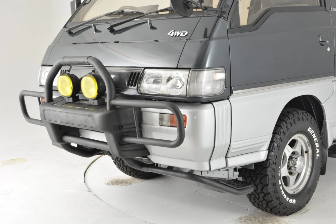 1992 Mitsubishi Delica 3rd Gen - Image 17 of 31