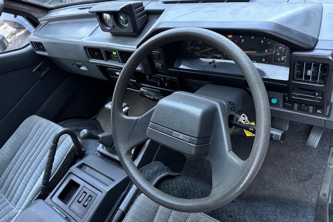 1992 Mitsubishi Delica 3rd Gen - Image 29 of 31