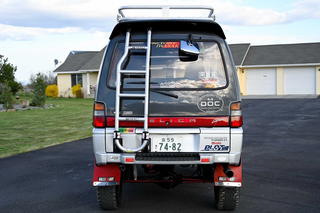 1992 Mitsubishi Delica 2nd Gen - Image 20 of 31
