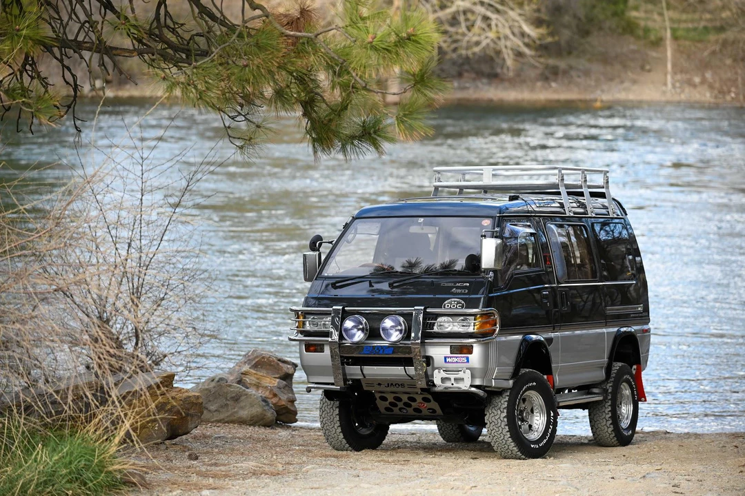 1992 Mitsubishi Delica 2nd Gen - Image 10 of 31