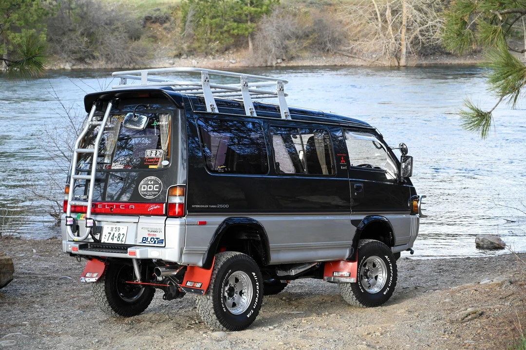 1992 Mitsubishi Delica 2nd Gen - Image 21 of 31