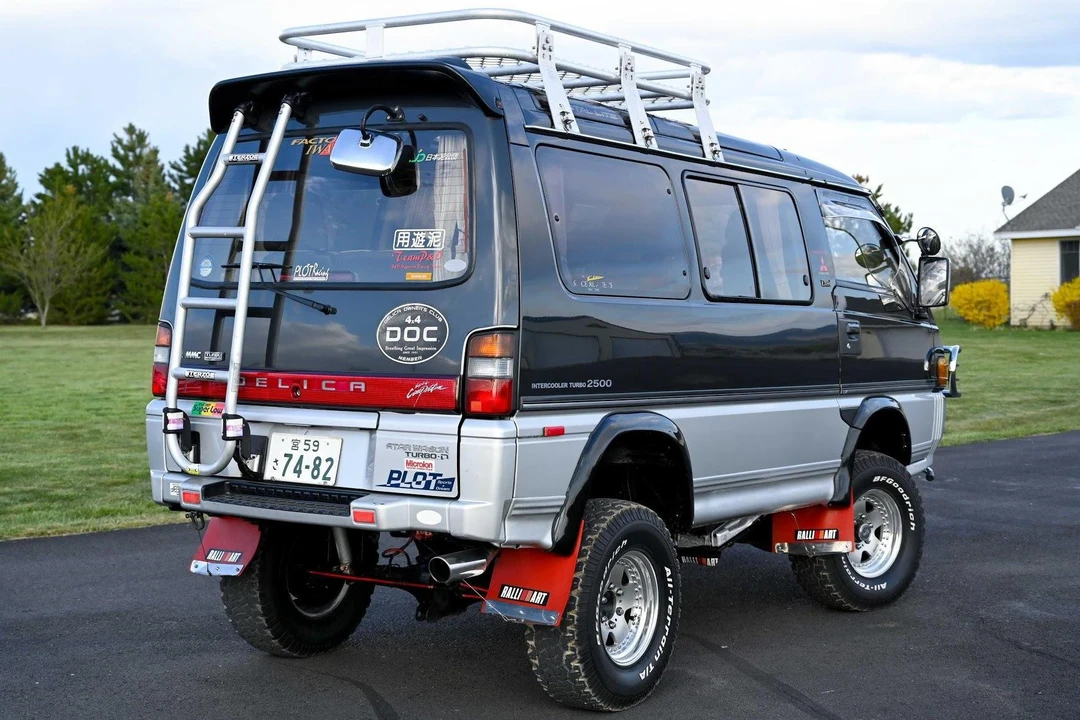 1992 Mitsubishi Delica 2nd Gen - Image 5 of 31