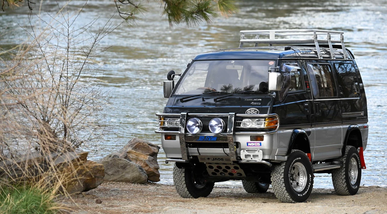 1992 Mitsubishi Delica 2nd Gen - Image 9 of 31