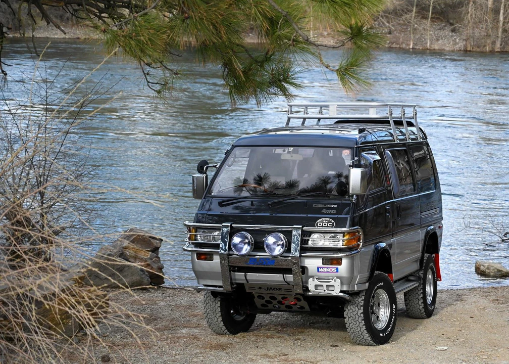 1992 Mitsubishi Delica 2nd Gen - Image 7 of 31