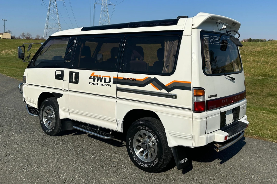 1992 Mitsubishi Delica 3rd Gen - Image 4 of 31