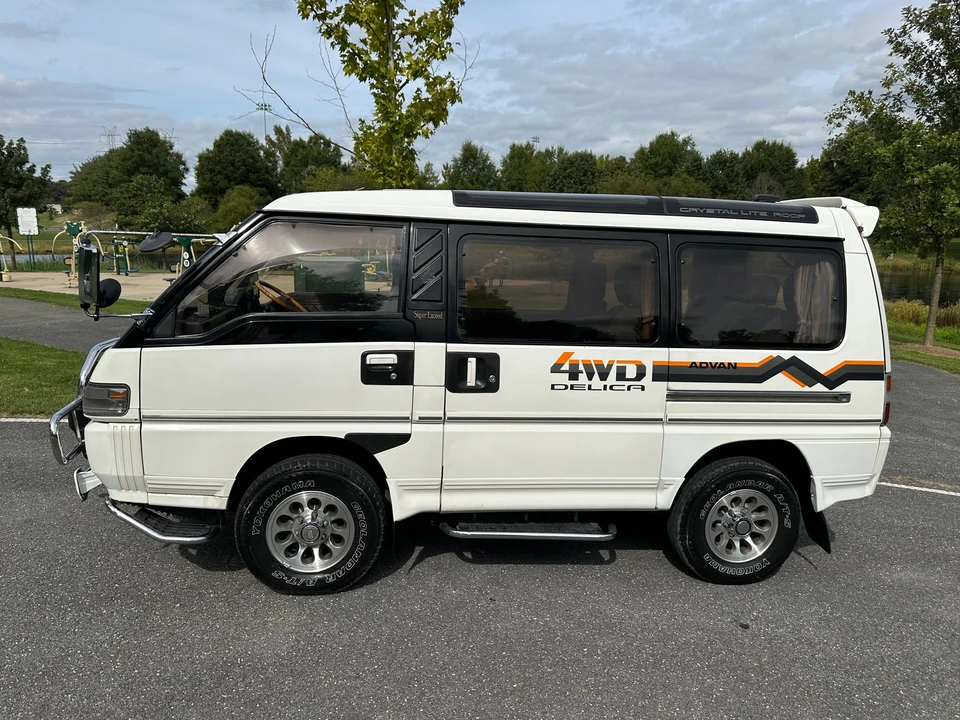 1992 Mitsubishi Delica 3rd Gen - Image 10 of 31