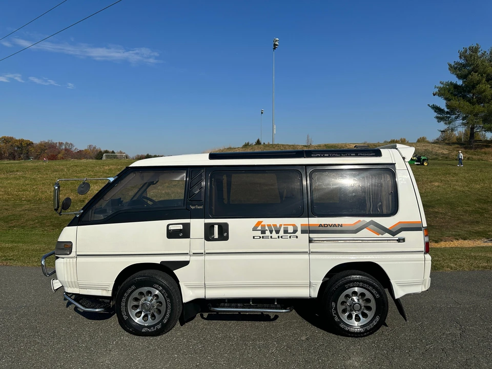 1992 Mitsubishi Delica 3rd Gen - Image 12 of 31