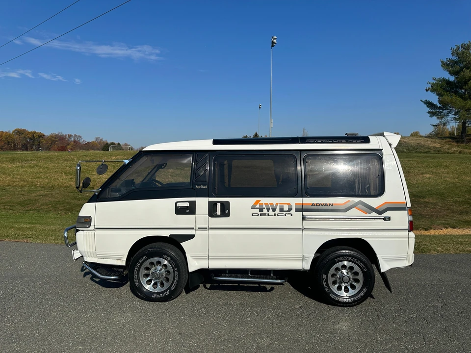 1992 Mitsubishi Delica 3rd Gen - Image 11 of 31