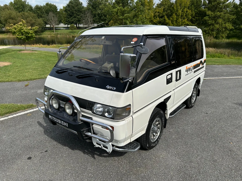 1992 Mitsubishi Delica 3rd Gen - Image 7 of 31
