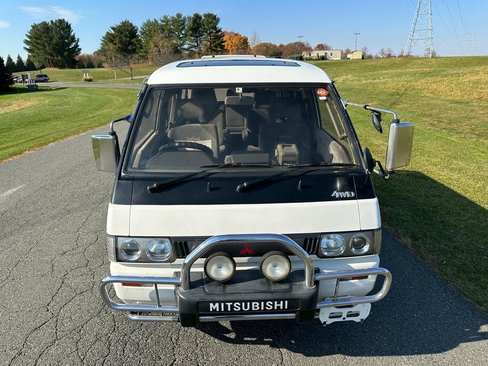 1992 Mitsubishi Delica 3rd Gen - Image 6 of 31