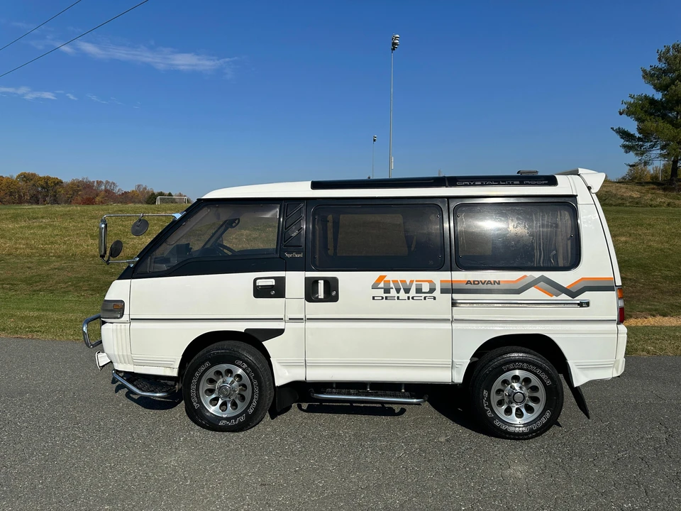 1992 Mitsubishi Delica 3rd Gen - Image 14 of 31