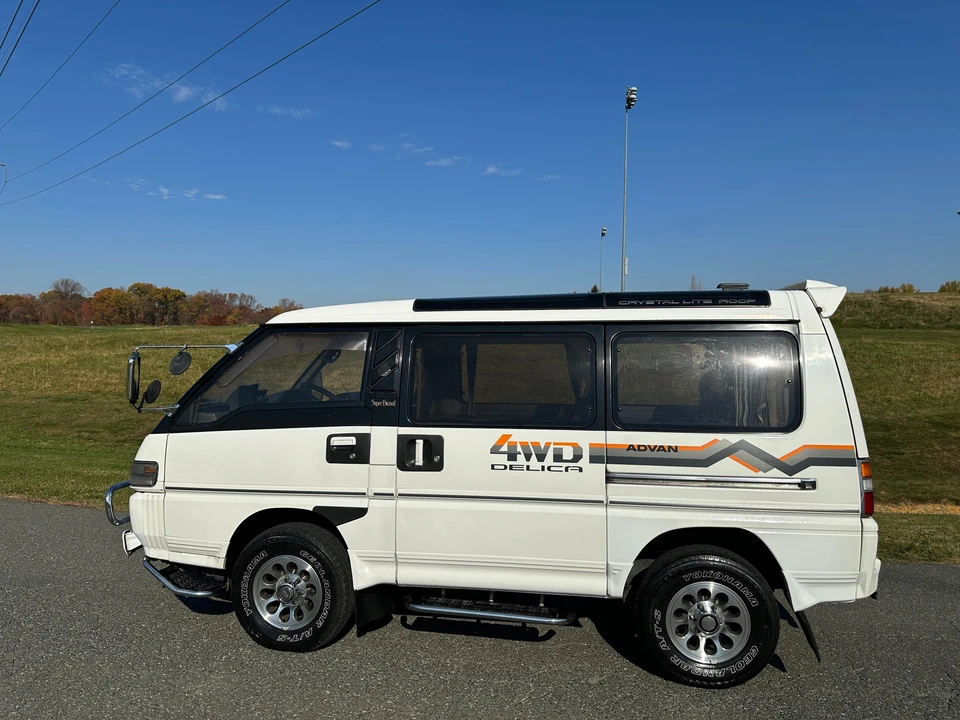 1992 Mitsubishi Delica 3rd Gen - Image 15 of 31
