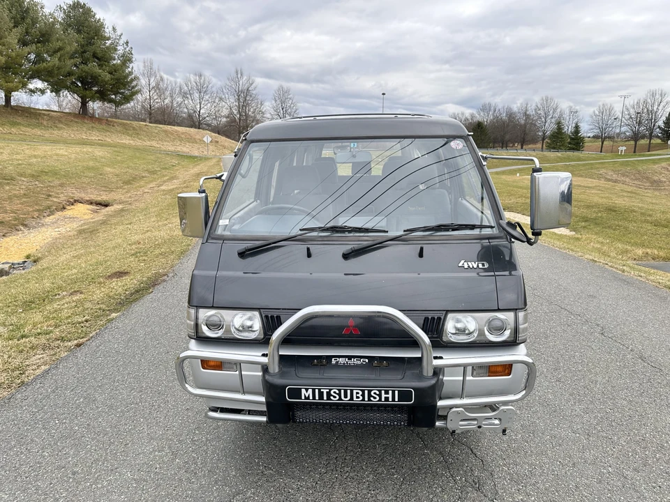 1992 Mitsubishi Delica 2nd Gen - Image 13 of 31