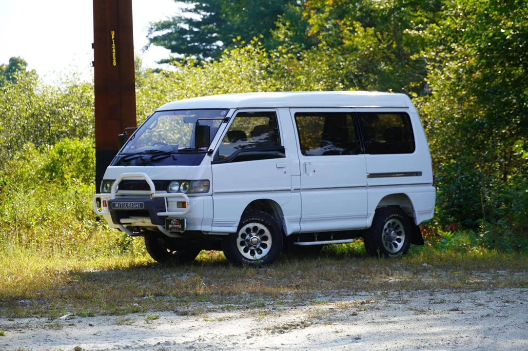 1992 Mitsubishi Delica 2nd Gen - Image 6 of 31