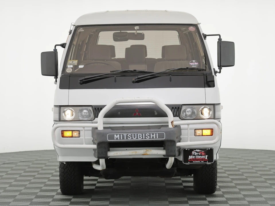 1992 Mitsubishi Delica 2nd Gen - Image 22 of 31