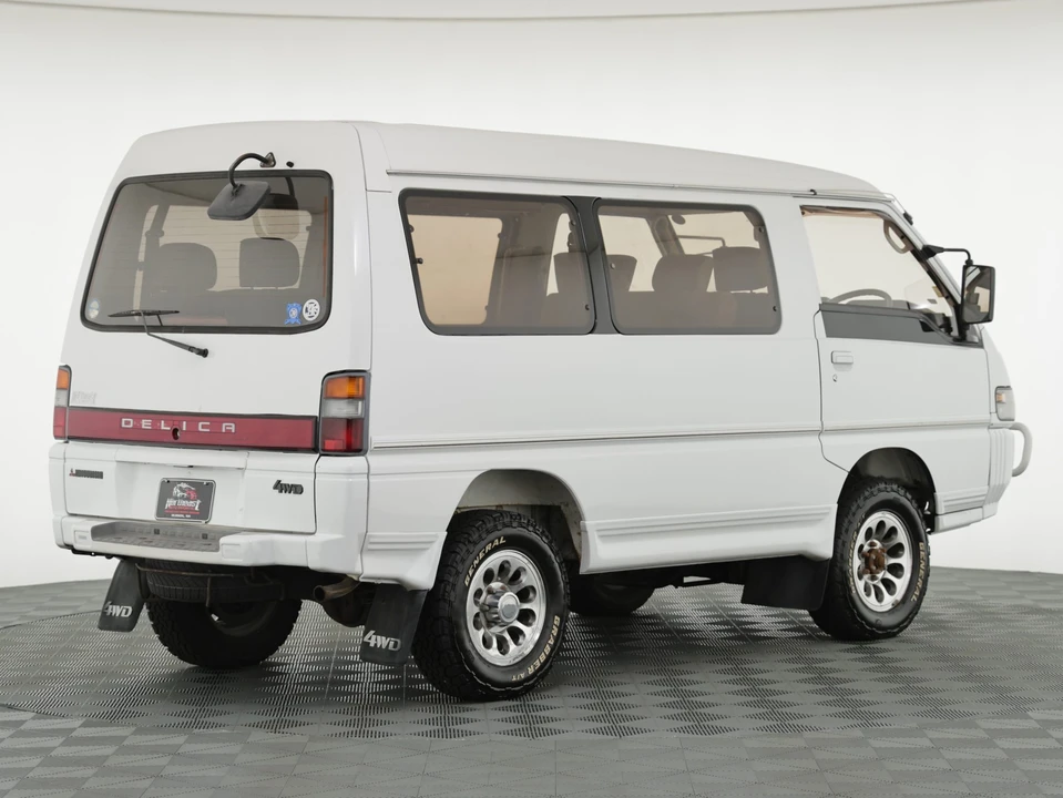 1992 Mitsubishi Delica 2nd Gen - Image 31 of 31