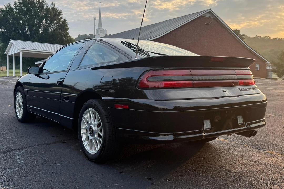 1992 Mitsubishi Eclipse 1st Gen - Image 4 of 31