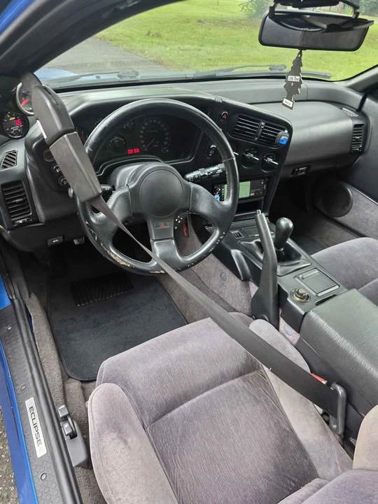 1992 Mitsubishi Eclipse 1st Gen - Image 7 of 12