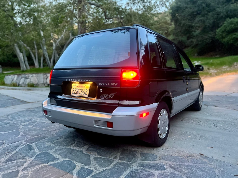 1992 Mitsubishi RVR 1st Gen - Image 25 of 31