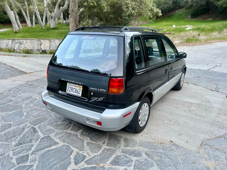 1992 Mitsubishi RVR 1st Gen - Image 23 of 31