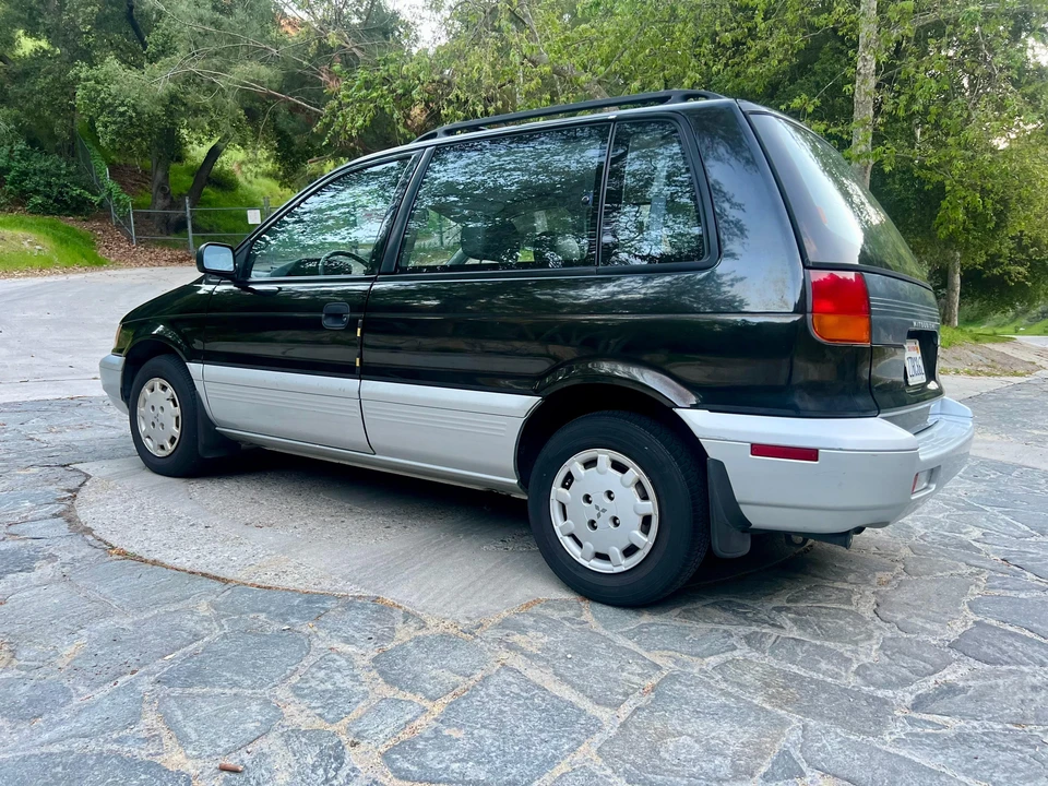 1992 Mitsubishi RVR 1st Gen - Image 15 of 31