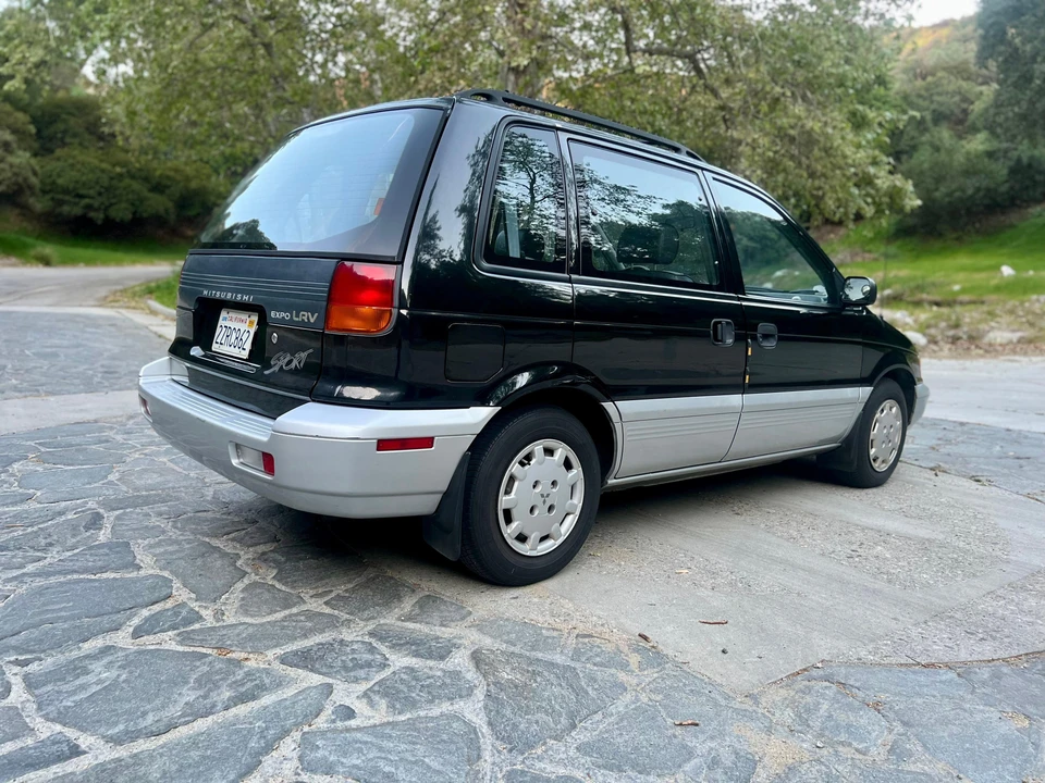 1992 Mitsubishi RVR 1st Gen - Image 26 of 31