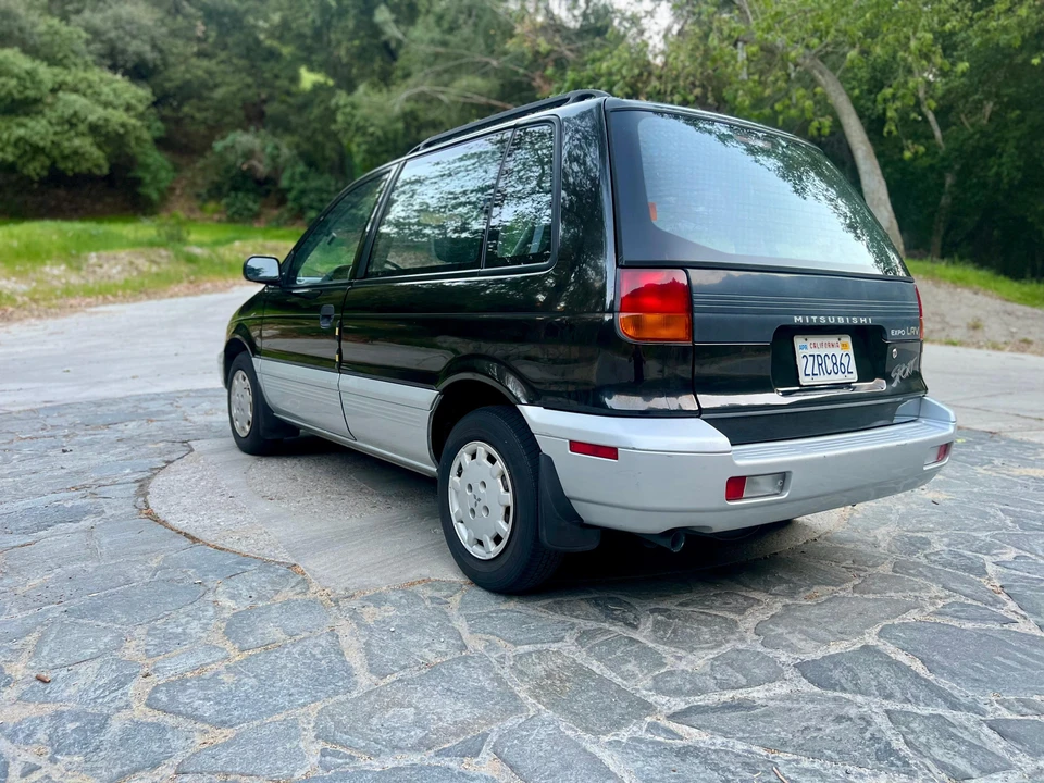 1992 Mitsubishi RVR 1st Gen - Image 18 of 31