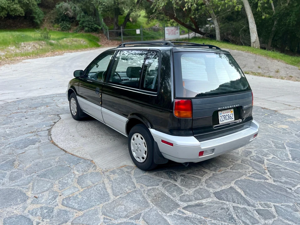 1992 Mitsubishi RVR 1st Gen - Image 17 of 31
