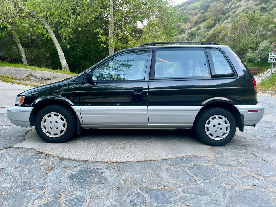1992 Mitsubishi RVR 1st Gen - Image 14 of 31