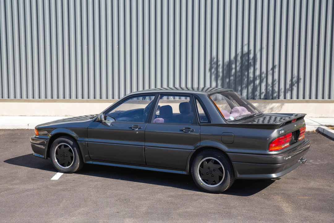 1992 Mitsubishi Galant 6th Gen - Image 12 of 31