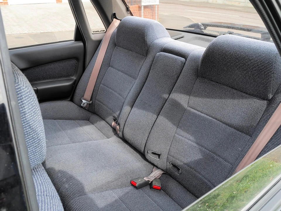 1992 Mitsubishi Galant VR-4 6th Gen - Image 18 of 30